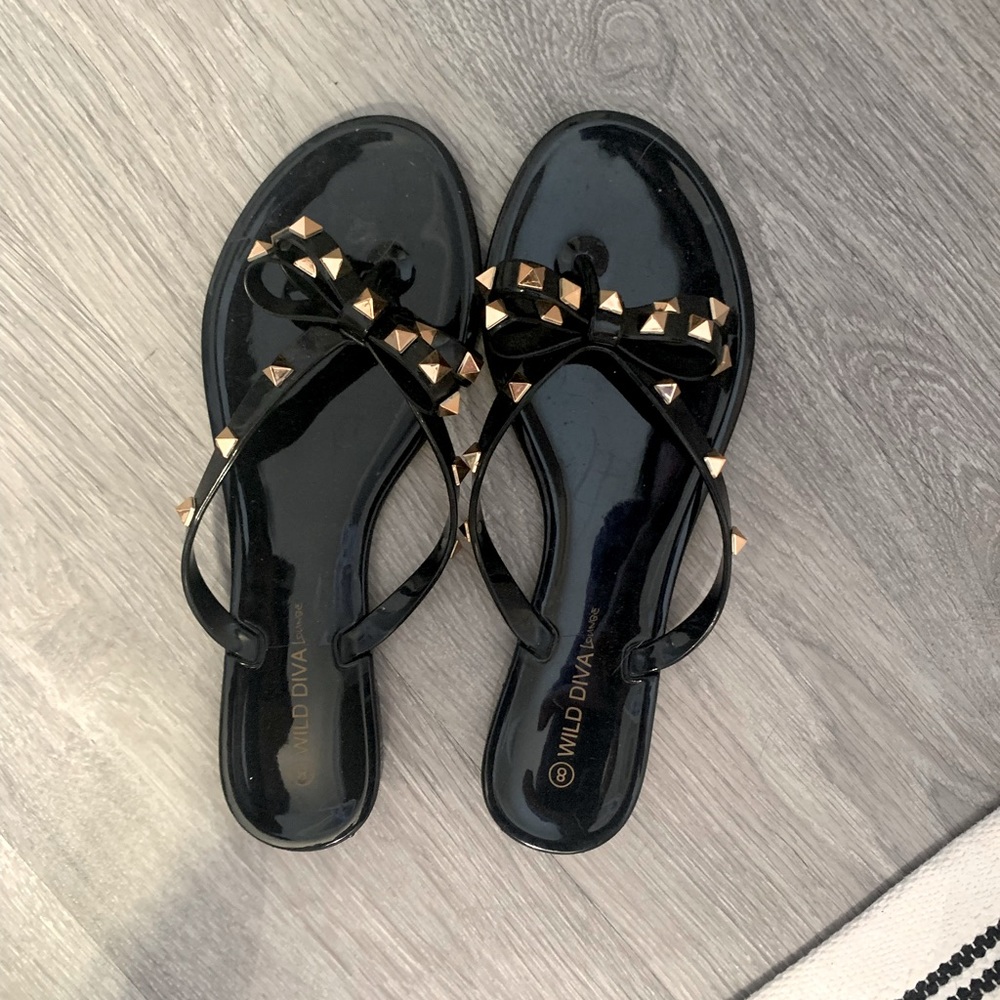 Bow-tie Studded Sandals.